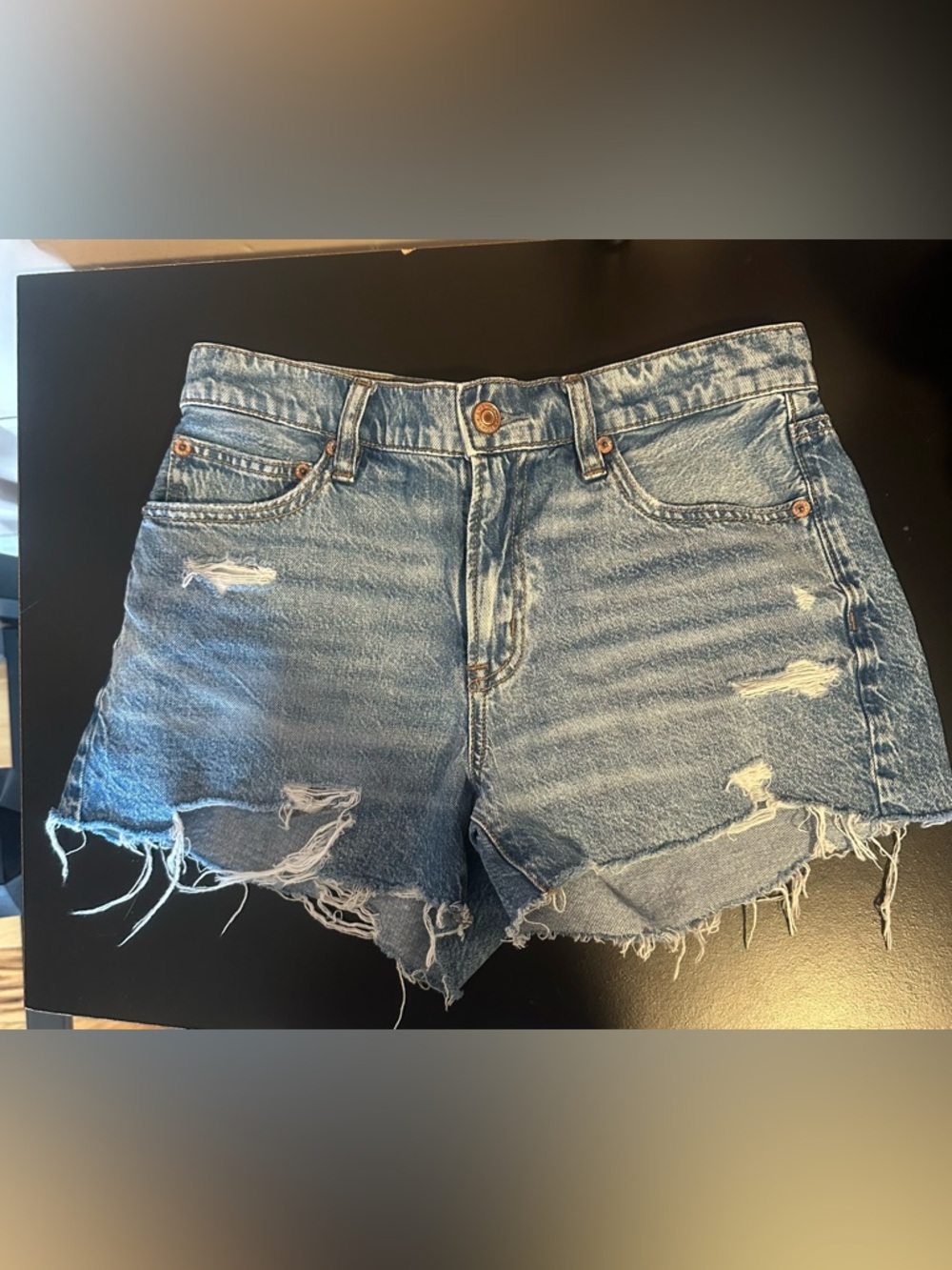American eagle 90s boyfriend shorts